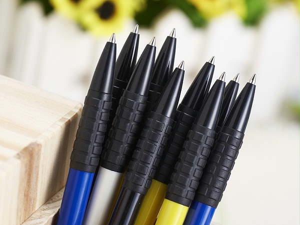 2001 0．7文正圆珠笔