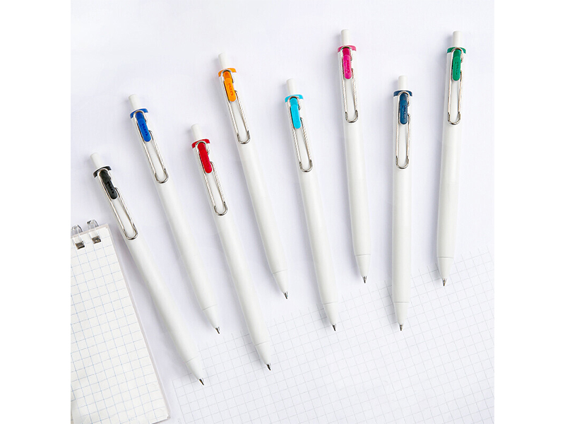 三菱 中性笔 UMN-S-05 子弹头 黑色白杆 按动式 0.5mm 黑色 10支/盒