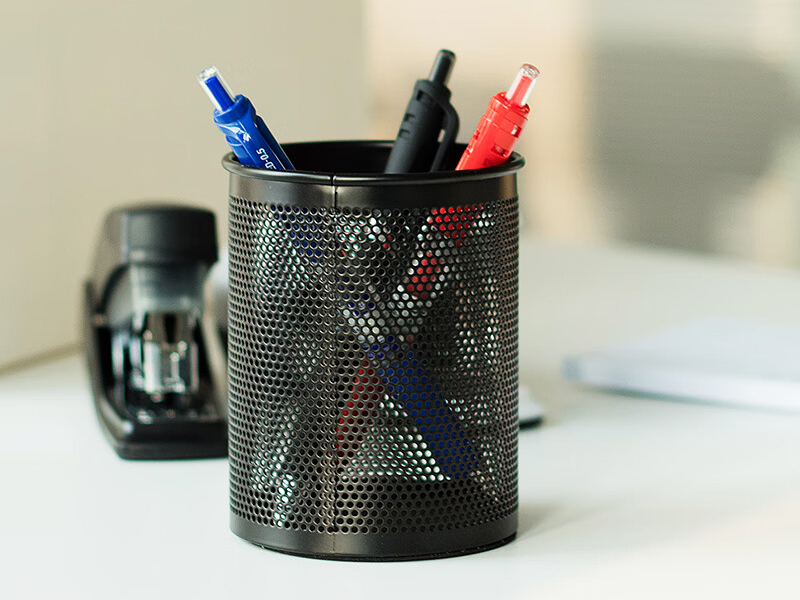 得力909密集金属网纹圆形笔筒